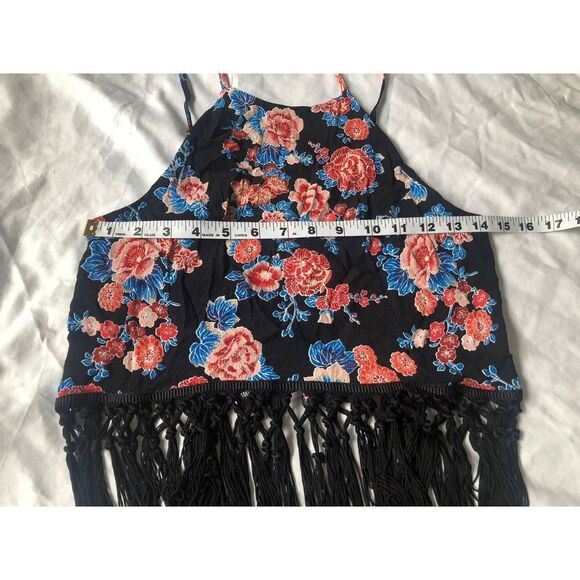 Forever 21 Strappy floral black tank top with fringe size M - Picture 6 of 7